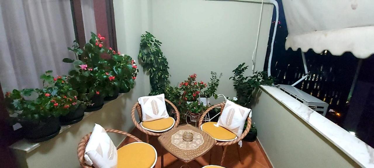 Spacious Family-Friendly Apartment In The Heart Of Bllok Tirana Exteriör bild